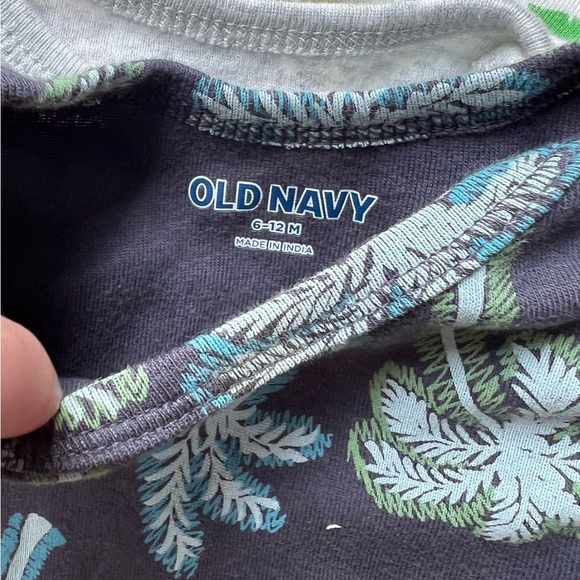 Infant Baby 3 6-12M Old Navy Snap Bodysuits - Picture 2 of 3